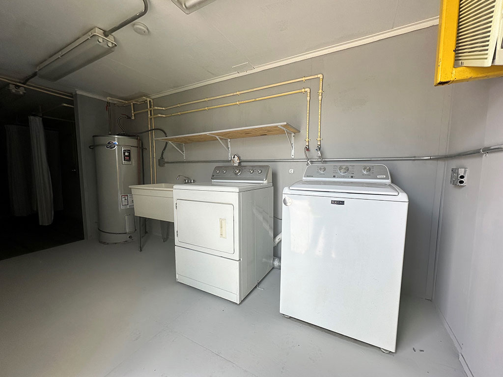 8’ X 40’ DECON BUILDING - Image 3