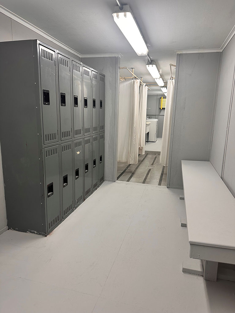 8’ X 40’ DECON BUILDING - Image 5