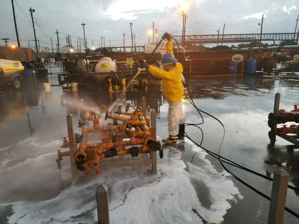 Tiger-Industrial-Rentals-Double-Trouble-Pressure-Washer